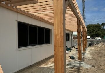 Fourniture d’une pergolas en bois Douglas